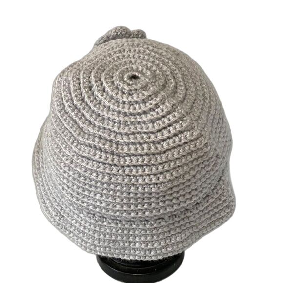 Crochet Foldable Flower Cloche Hat Gray with Flower Womens Small - Picture 3 of 10